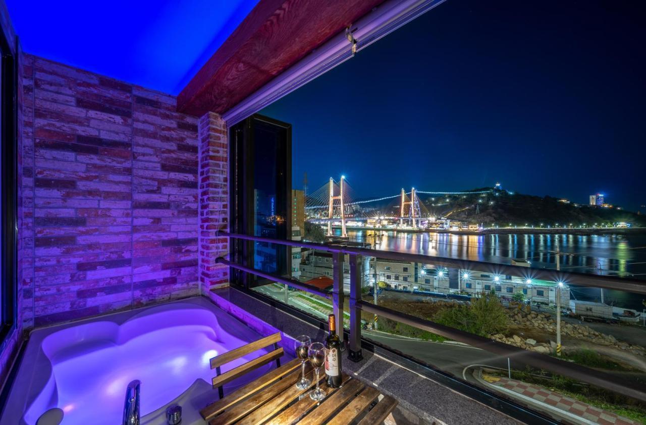Yeosu View Foret Pension Εξωτερικό φωτογραφία